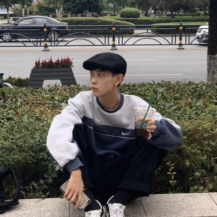 绯村剑心（原名：绯村心太；身份：飞天御剑流十四代传人、“刽子手拔刀斋”） - 热门美剧全集在线观看 - 小程序看剧